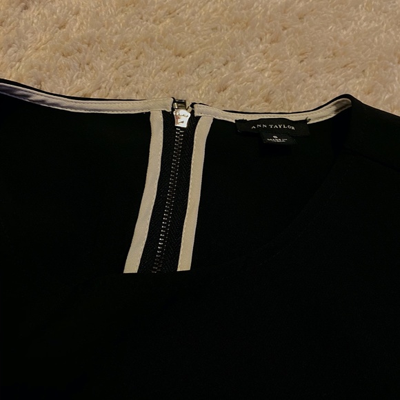 Ann Taylor Black and White Blouse - Picture 6 of 6